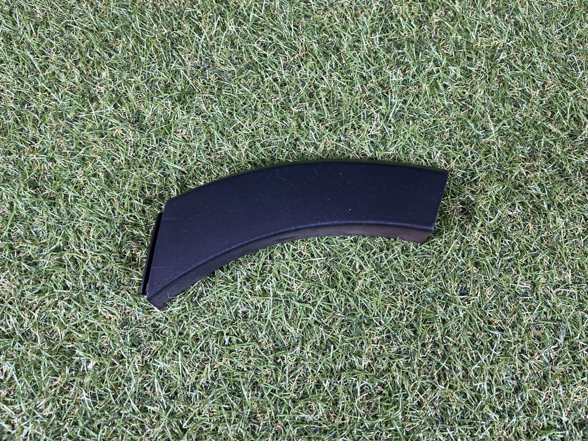 フィアット パンダ クロス リア 左ホイールアーチモールディング 左側 51978761 【KA7109-34】拍卖