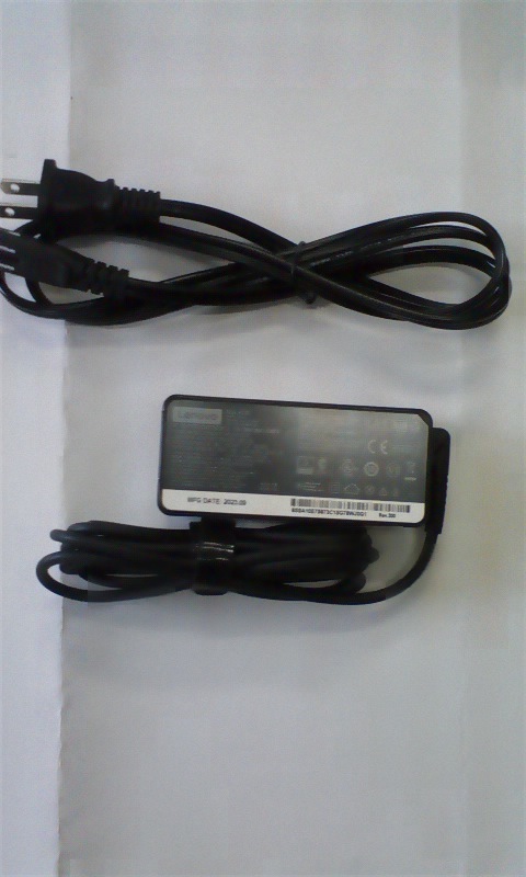 Lenovo 純正、新品未使用!レノボノートパソコン用A/CアダプターADLX45 YLC2D 45W(20V/2,25A)2023年9月、格安!売り切り!拍卖