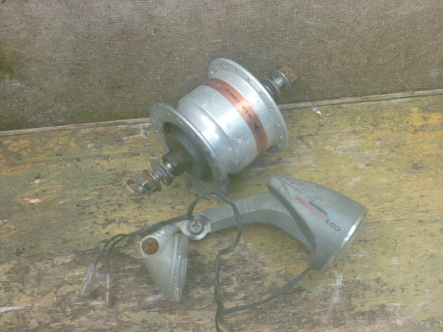 ★レストア・リペア用 組立に自信がある方如何ですか?27インチ らくらくライト&ダイナモセット LED 程度下 D-163 240210★拍卖