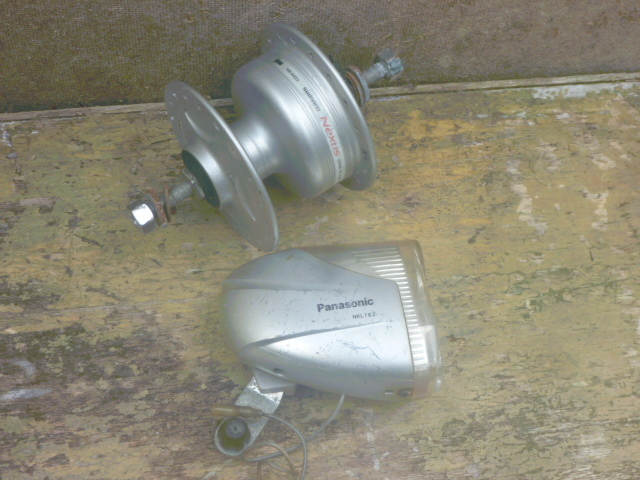 ★レストア・リペア用 組立に自信がある方如何ですか?27インチ らくらくライト&ダイナモセット LED 程度下 D-164 240210★拍卖