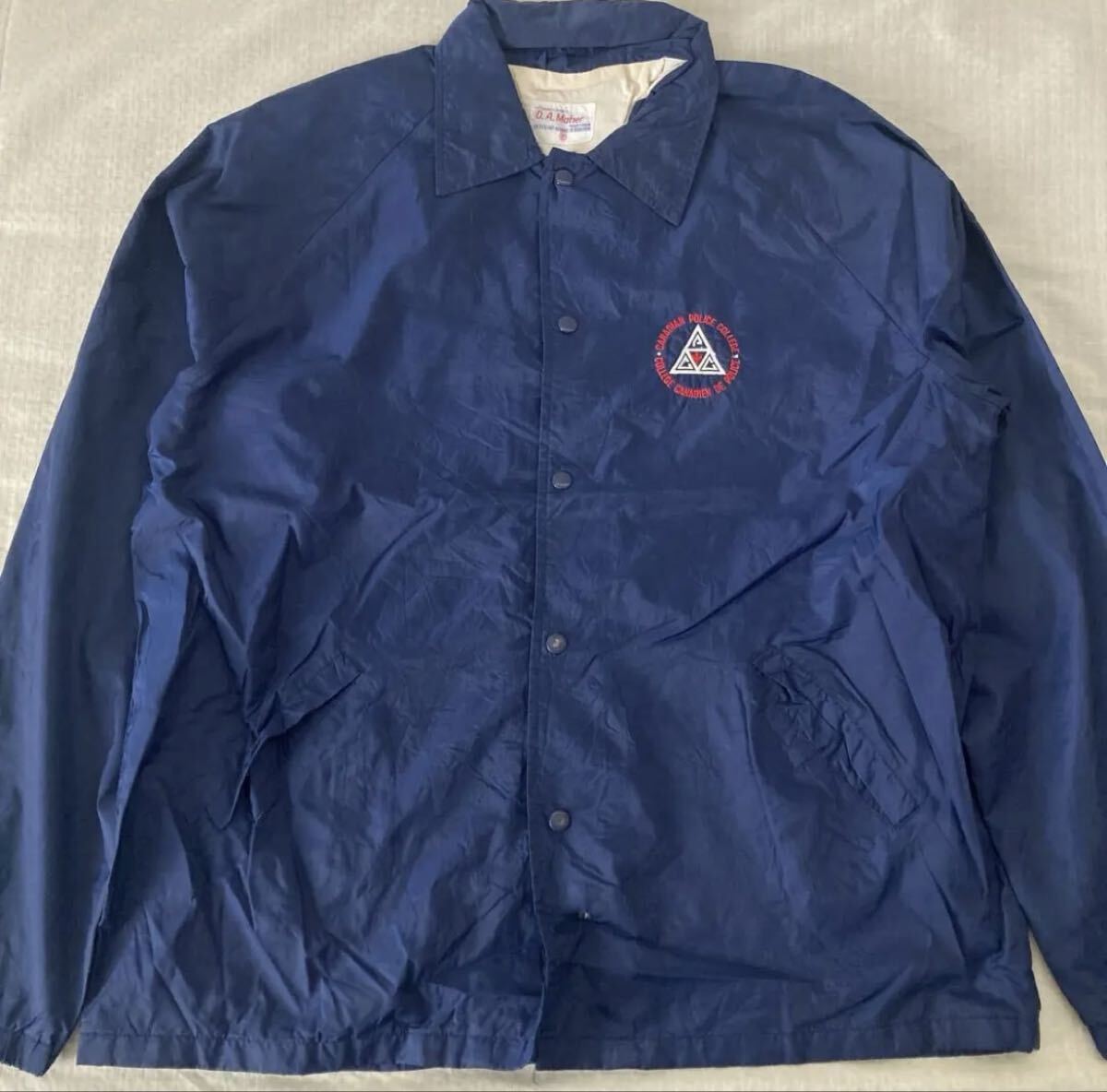 ビンテージ古着 D.A.Maher カナダ ポリス カレッジ コーチジャケット VTG ナイロンジャケット拍卖