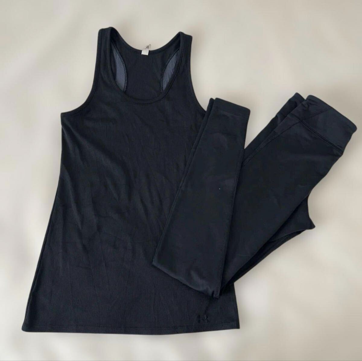 UNDER ARMOUR アンダーアーマー タンクトップ レギンス セット拍卖