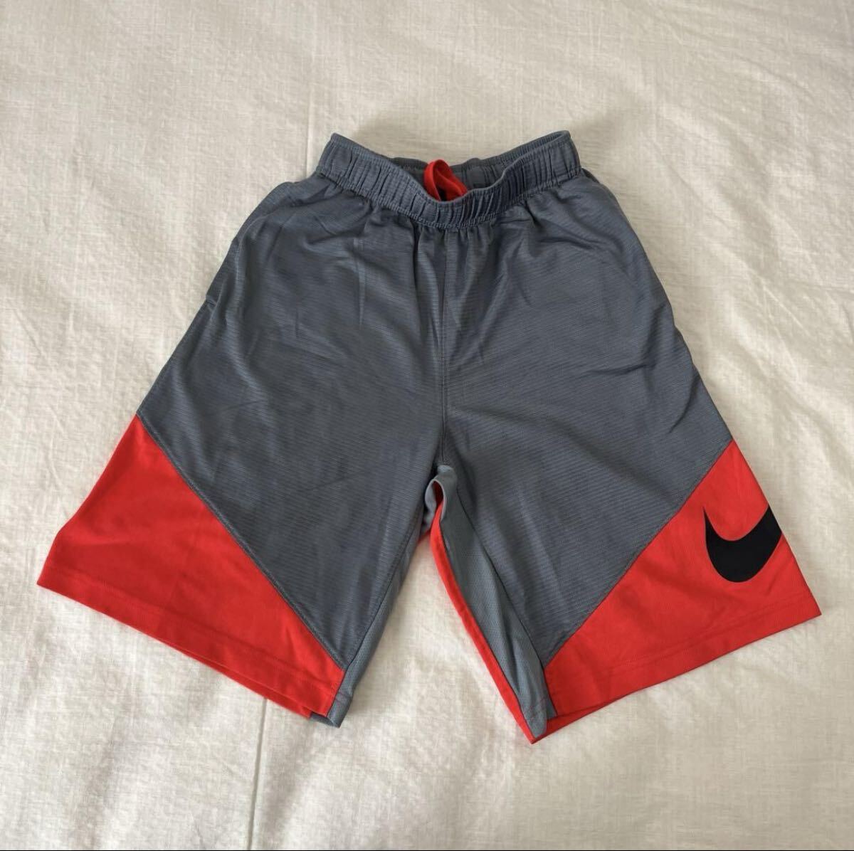 NIKE ナイキ メッシュ ショートパンツ トレーニング スポーツパンツ拍卖