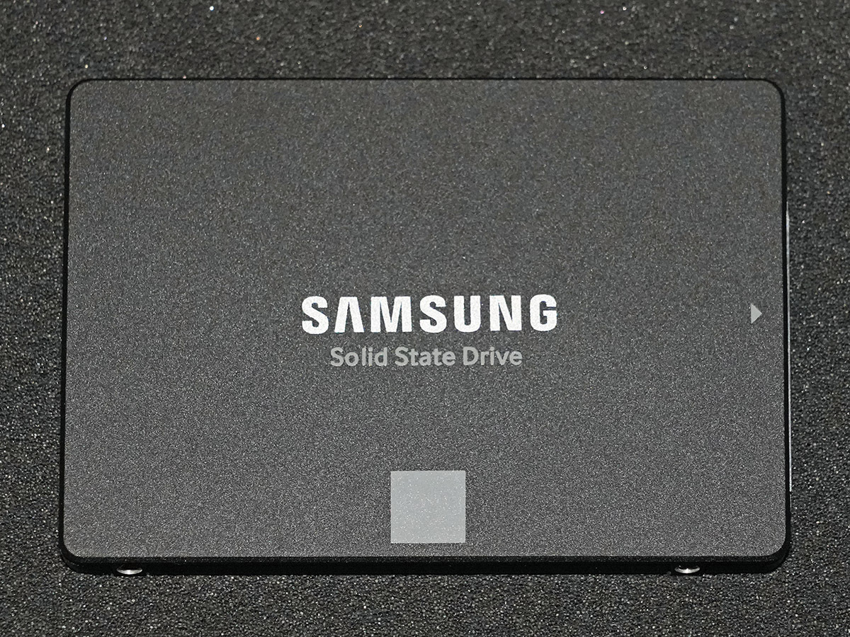 SAMSUNG 870 EVO SSD 1TB MZ-77E1T0 2.5inch SATA6G V-NAND サムスン 動作確認済み拍卖