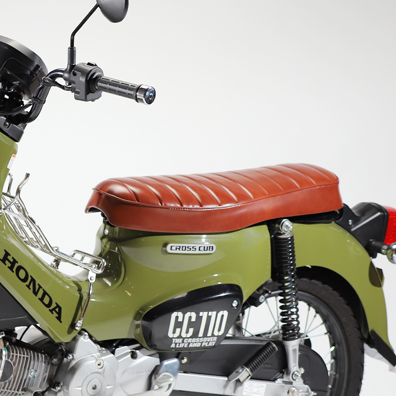 TWR製 スーパーカブ / クロスカブ用 ローダウンダブルシート(タックロール/ブラウン)拍卖