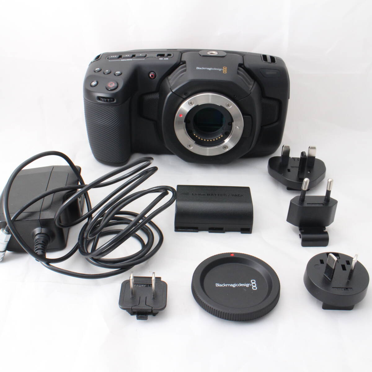 ☆美品☆ ブラックマジックデザイン Blackmagic Design Pocket Cinema Camera 4K マイクロフォーサーズ ポケットシネマカメラ #4269拍卖
