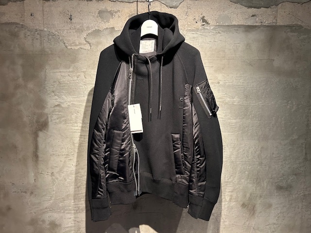 ♪送料無料★sacai★名作★ドッキングライダースジップパーカー★Docking SpongeSweat★再構築★MA-1★23-03173★黒×黒★2(M)★紙タグ付♪拍卖