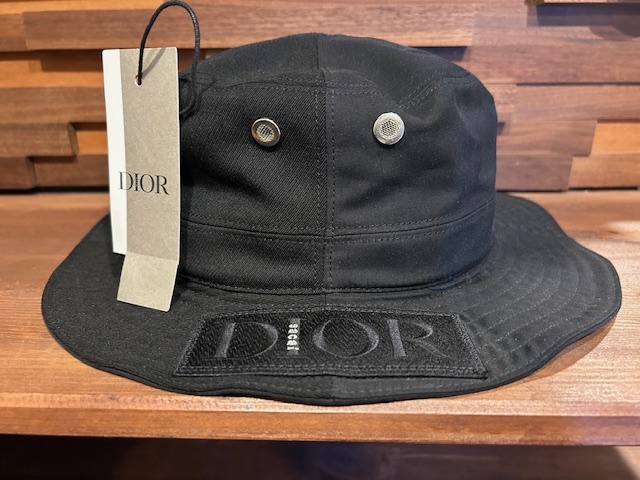 ♪送料無料★DIOR × sacai★コラボ名作★バケットハット★Bucket Hat★異素材★ディオール × サカイ★2021AW★品番21TC902A4451★黒★M♪拍卖