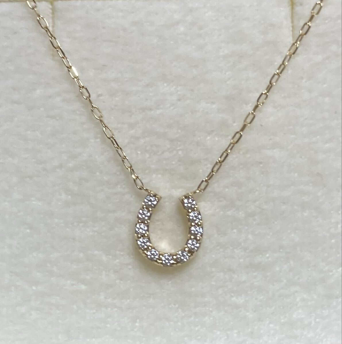 新品 正規品 4℃ ヨンドシー ネックレス ◎プレゼント ◎ k10 イエロー ゴールド ホースシュー ダイヤモンド 箱紙袋リボン拍卖