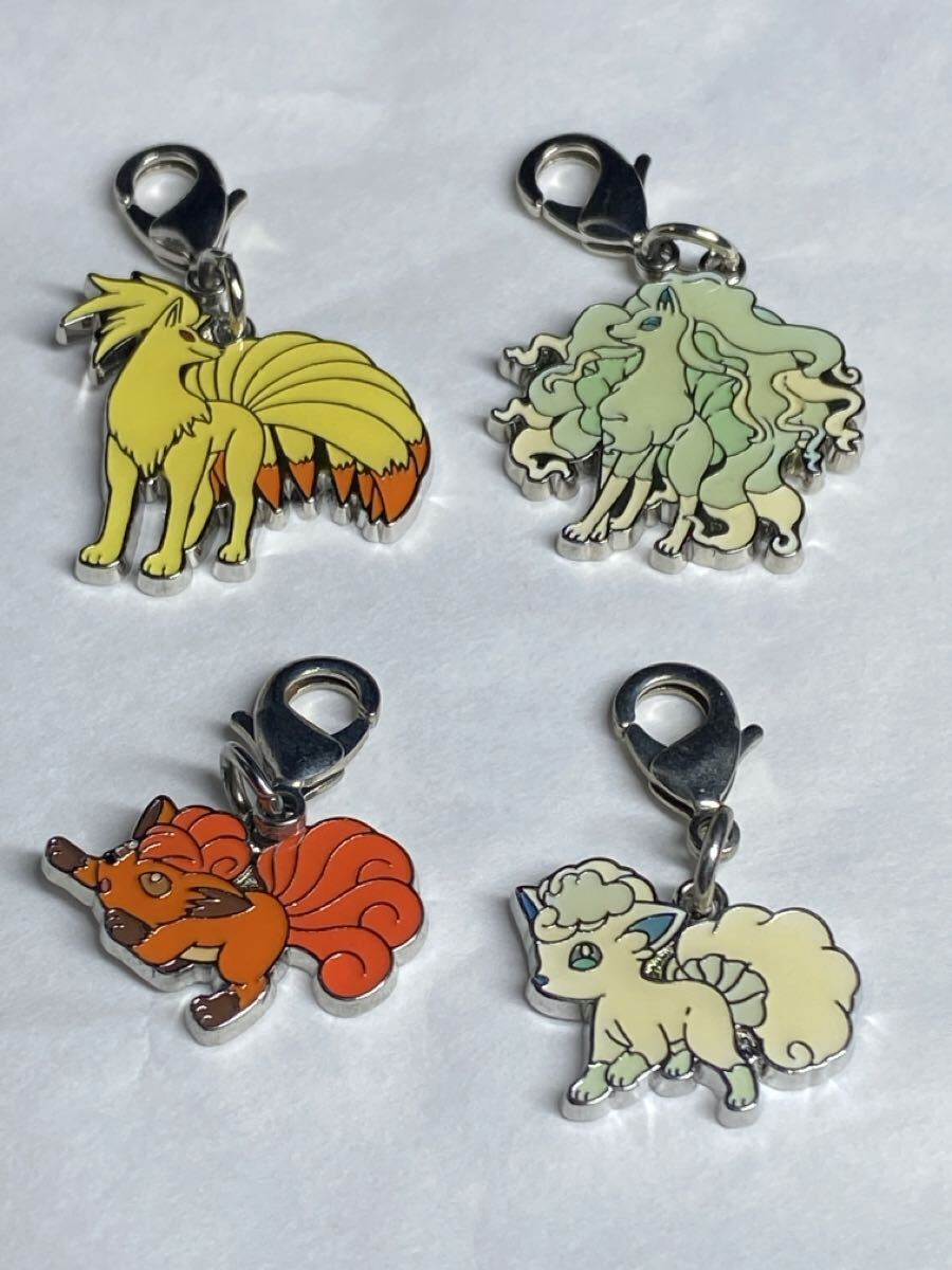 ポケモンセンター メタルチャーム 全国ずかん ロコン キュウコン アローラのすがた4種 ポケモン ポケットモンスター 全国図鑑拍卖