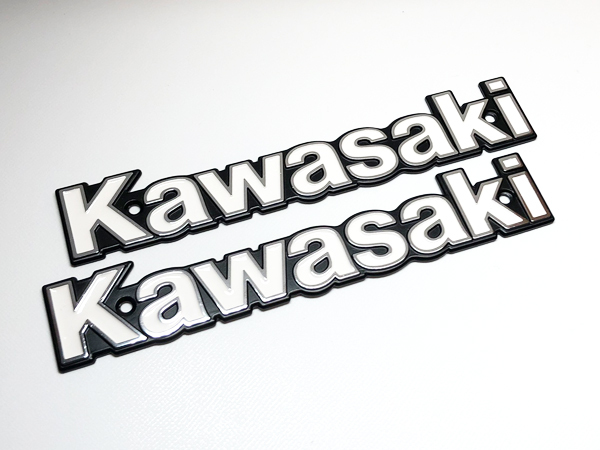 カワサキ Kawasaki 純正 タンク エンブレム ネジ止めタイプ 白文字 / 銀縁取 Z750FX ゼファー750 FXタンク 等に拍卖