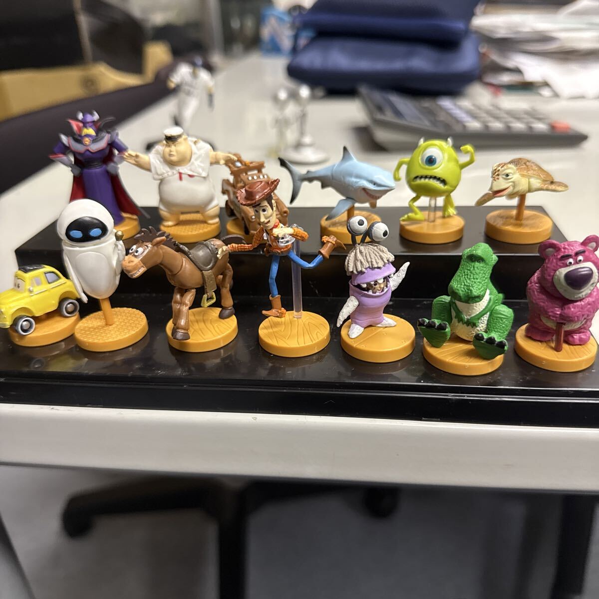 ディズニー Disney ピクサー トイストーリー カーズ モンスターズインク ニモ ウォーリー フィギュア拍卖