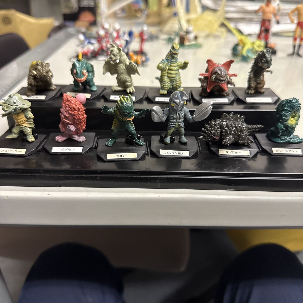 ウルトラマン ウルトラ怪獣 円谷プロ 怪獣 コレクション 超リアル彩色 25年以上前のフィギュア全12体セット拍卖