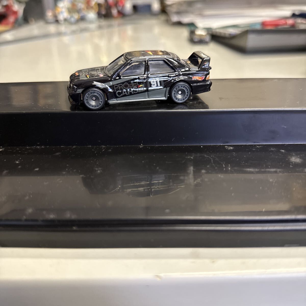 ホットウィール メルセデスベンツ190 リアルライダー メタルボディメタルシャシー ブラックバージョン拍卖