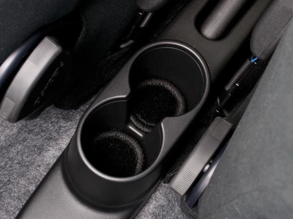 G'BASE ジーベース HA36S 新型アルトワークス用 (5MT) ドリンクホルダーマット ブラック/ブラック (DHM-030)拍卖