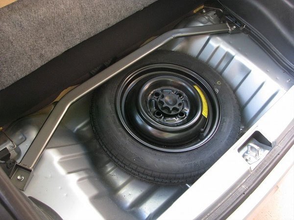 カワイ製作所 リヤモノコックバー エッセ L235S トランクバー(リジットtype)拍卖