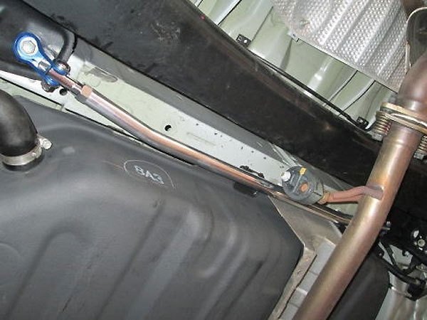 カワイ製作所 リヤモノコックバー ノア/ヴォクシー ZRR70G ZRR70W 2WD車用拍卖