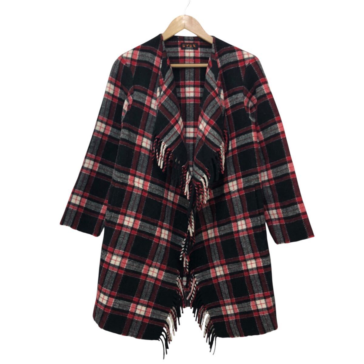 10Nm326-84 EVEX by KRIZIA エヴェックス バイ クリツィア チェック 柄 フリンジ コート 上着 羽織り アウター ブラック レッド 40拍卖