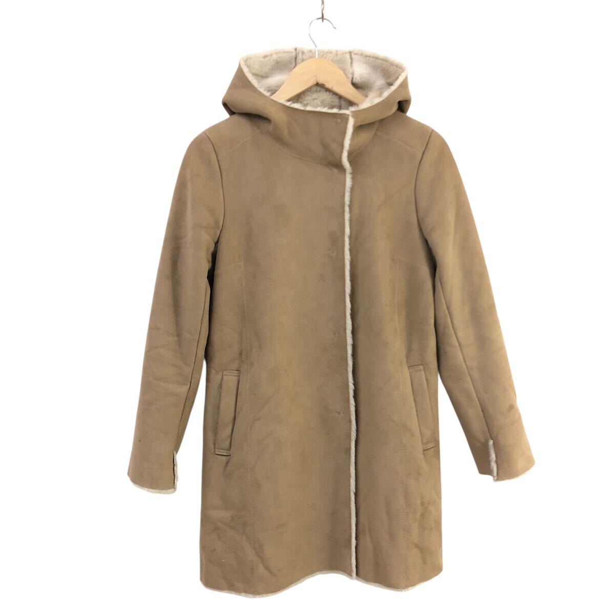 10m670-80 Jewel Changes ジュエルチェンジズ エコムートン コート フード 裏地ボア 上着 羽織り アウター ベージュ レディース 38拍卖