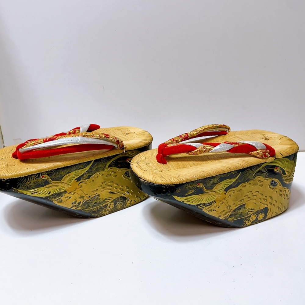 送料無料 即決 中古★七五三 畳表 鶴 金蒔絵 ぽっくり下駄 こっぽり アンティーク 和装小物★実寸 約20cm拍卖