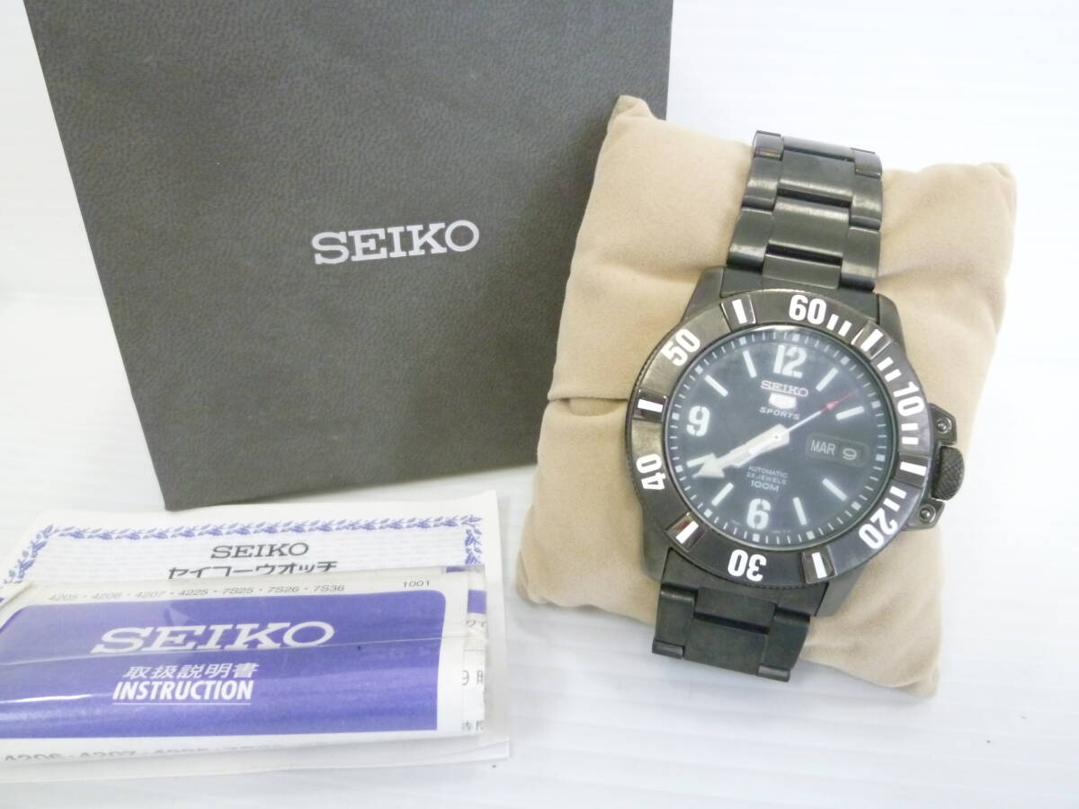 72354◆腕時計 SEIKO 5/セイコーファイブ スポーツ 7S36-03P0 23石 自動巻き/オートマチック ブラックカラー/黒色 デイデイト 3針 元箱有◆拍卖