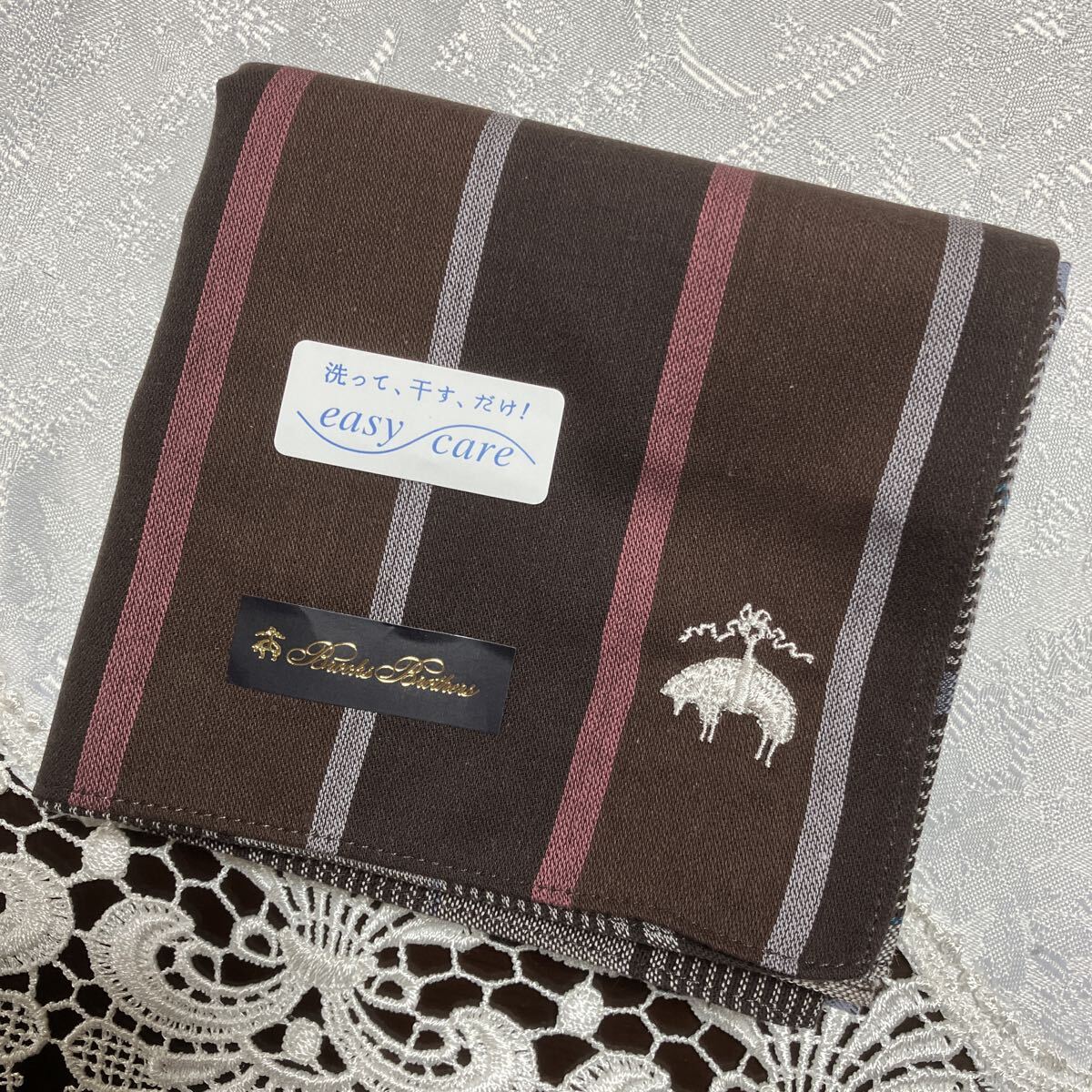 送料無料 ブルックスブラザーズメンズハンカチ♪♪ 1枚で四つの柄 ブランドハンカチ 素敵なメンズに 紳士用拍卖