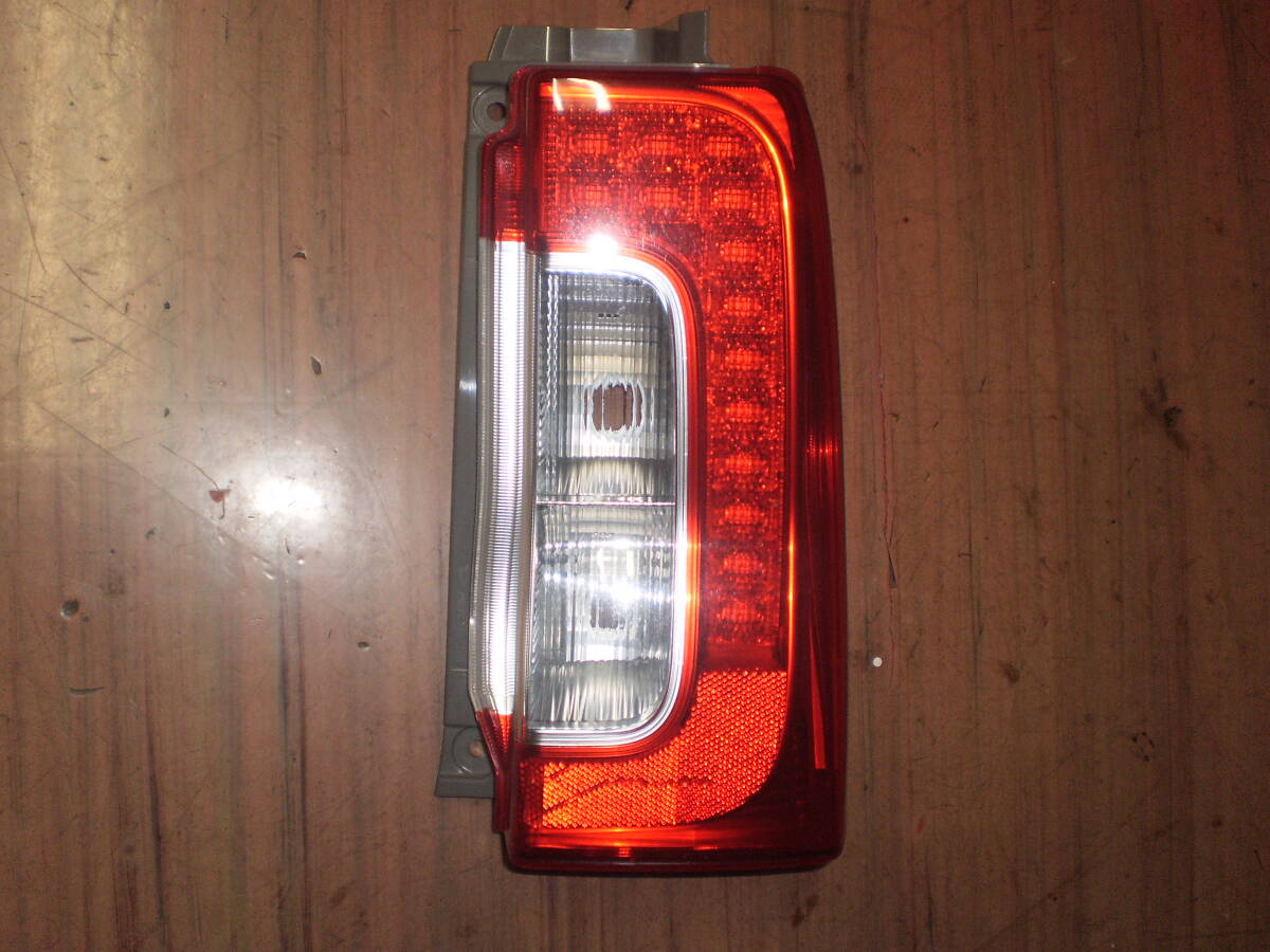 タント LA600 LA610 テールライト拍卖