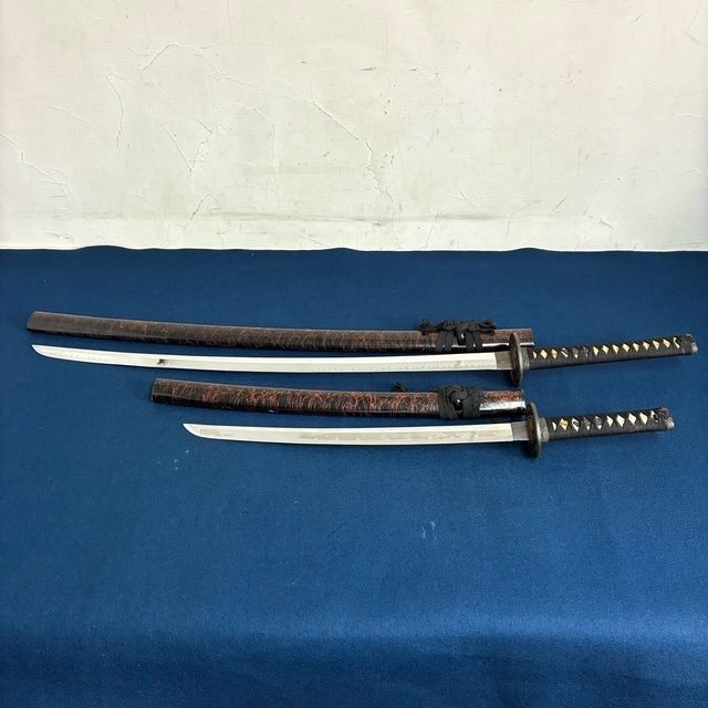 模造刀 太刀 脇差 二振り セット 乱刃 模擬刀 日本刀 刀剣 レプリカ インテリア コスプレ 現状品 直接引取歓迎(横浜) digjunkmarket拍卖