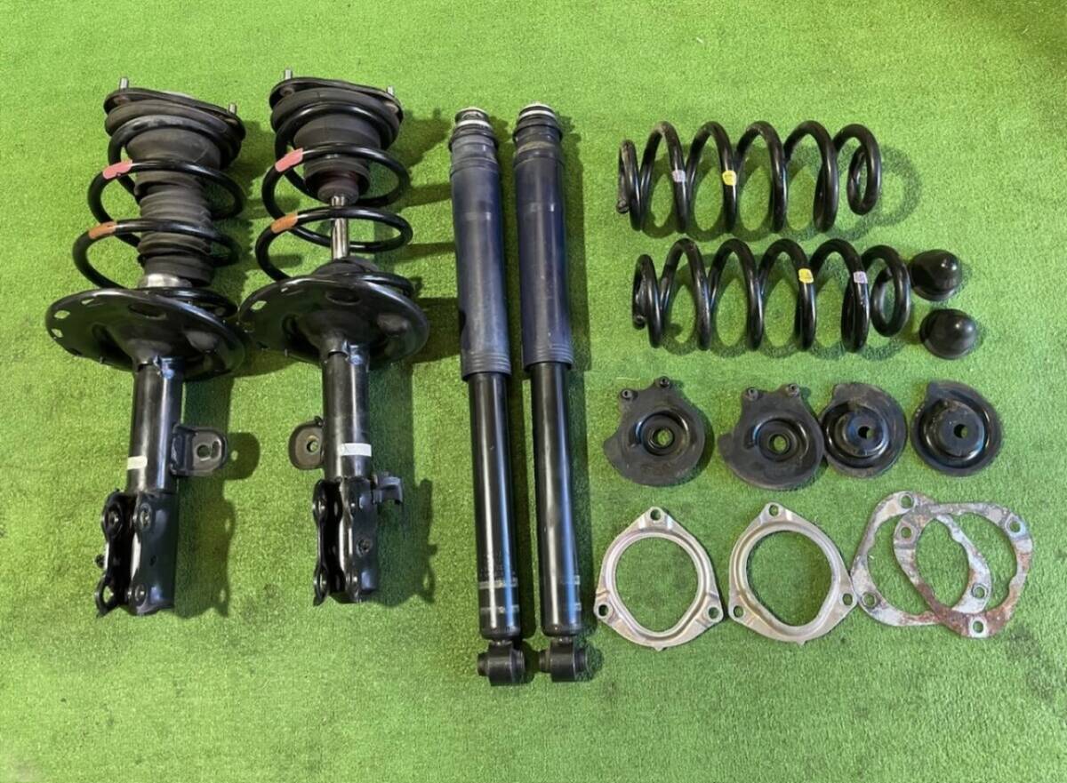 美品 トヨタ ACR50 ACR55 エスティマ ANH20W GGH20W アルファード ヴェルファイア ショック サスペンション 1台分 .. オイル漏れなし…4410拍卖