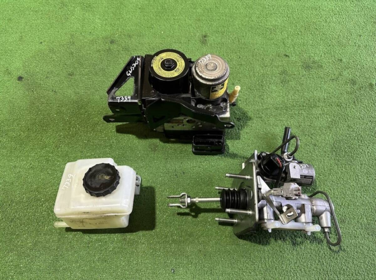 動作OK 良品 クラウン ハイブリッド GWS204 URS206 AHR20 ABS アクチュエーター ブレーキマスター 44510-30250 …7339拍卖
