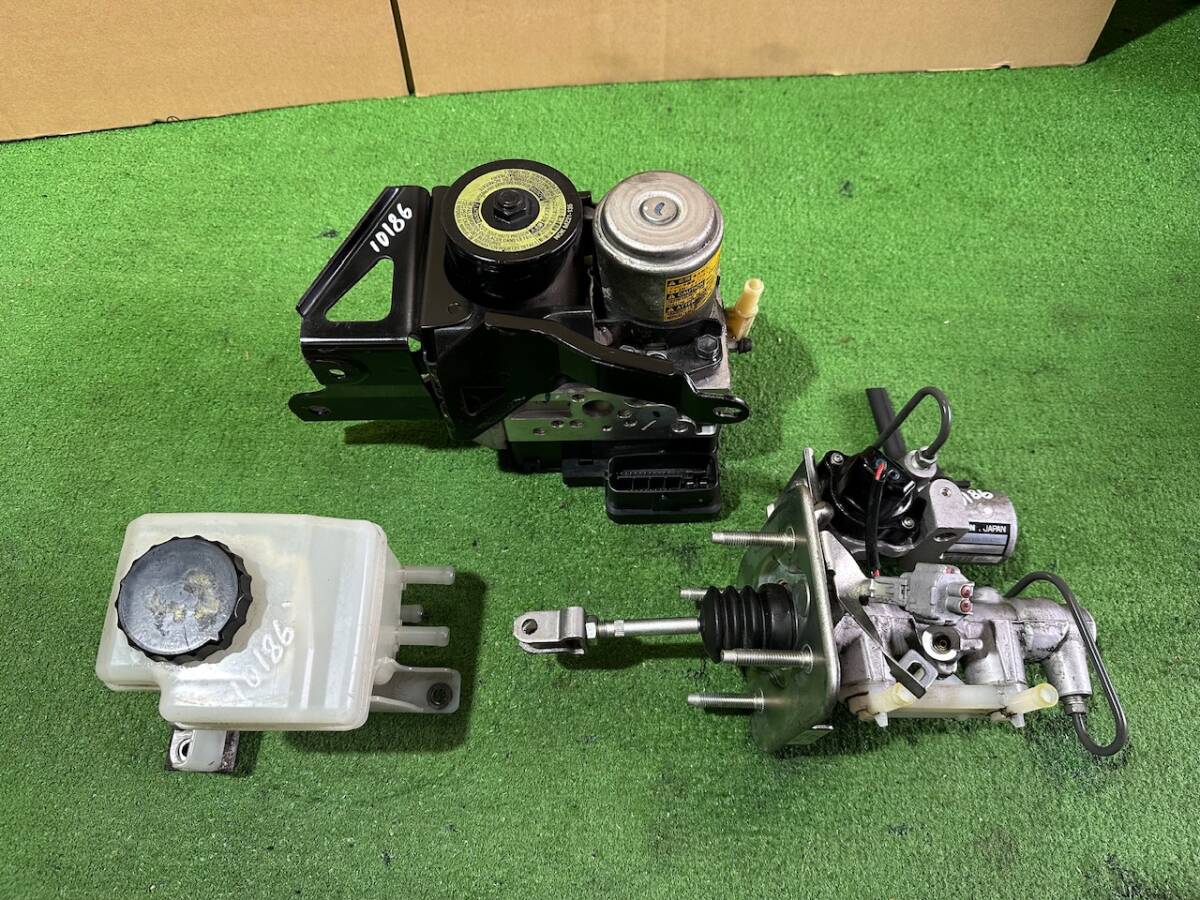 動作OK 良品 クラウン ハイブリッド GWS204 URS206 AHR20 ABS アクチュエーター ブレーキマスター 44510-30250 …10186拍卖