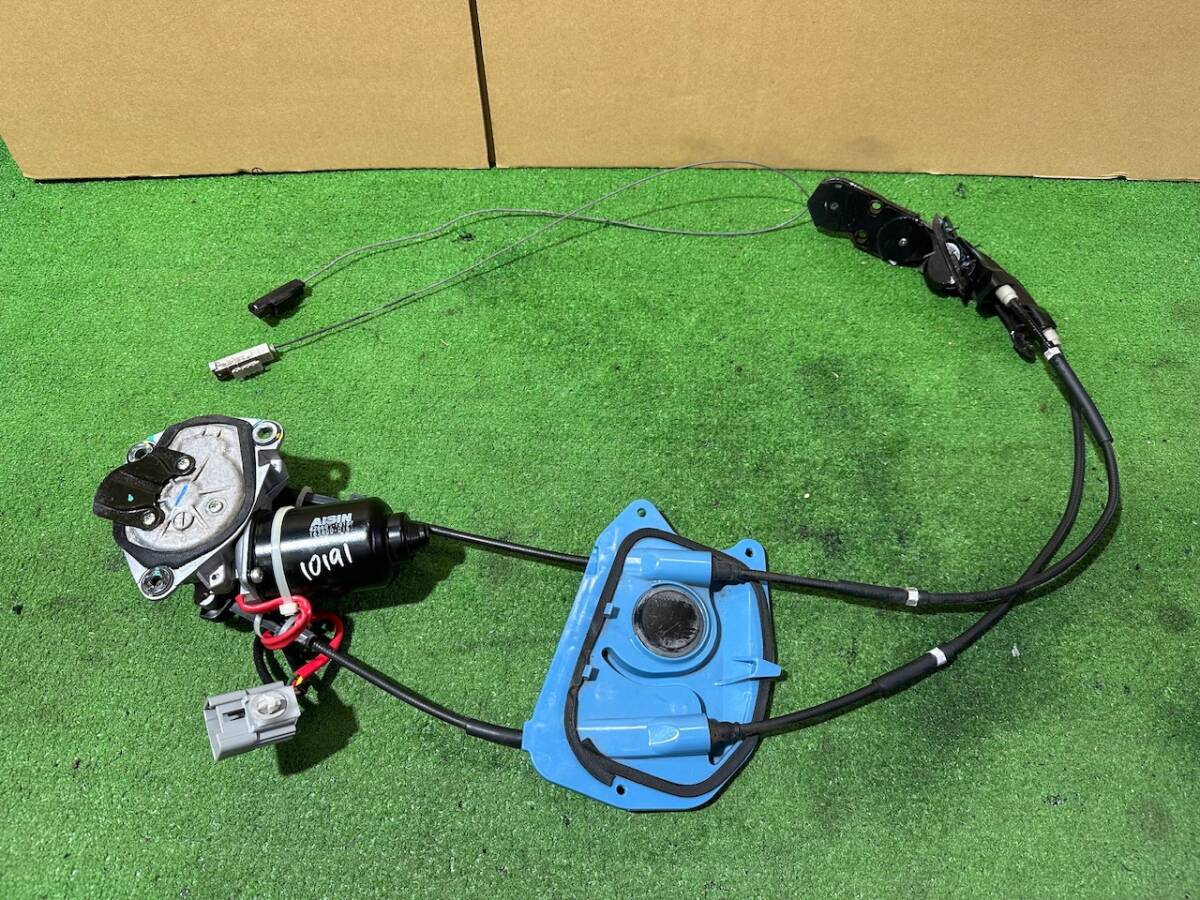 トヨタ アルファード ANH10 後期型 純正 リア 右 ドア パワー スライド モーター 動作確認済み … 10191拍卖