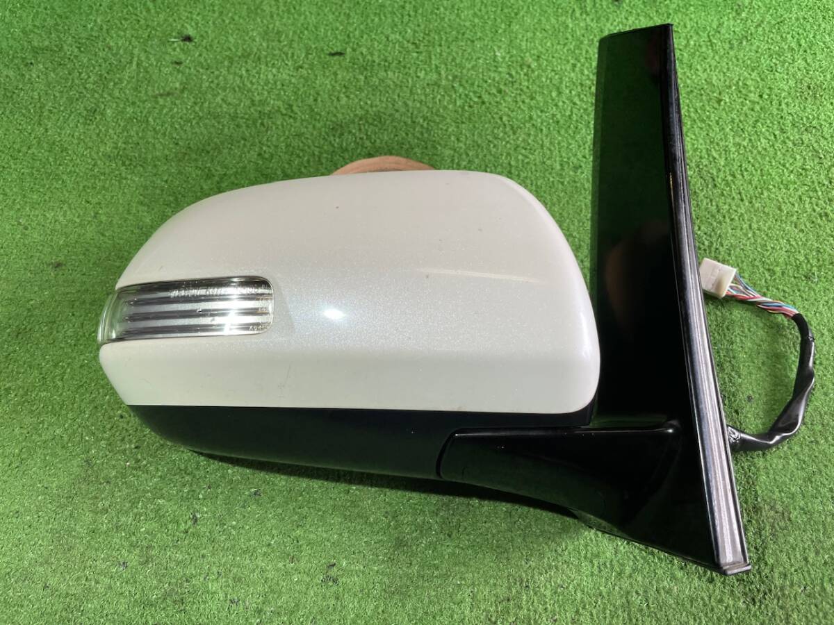 ヴェルファイア アルファード ANH20W ANH25W GGH20W 20系 純正 右 ドアミラー カラー 070 動作確認済み 。。10142拍卖