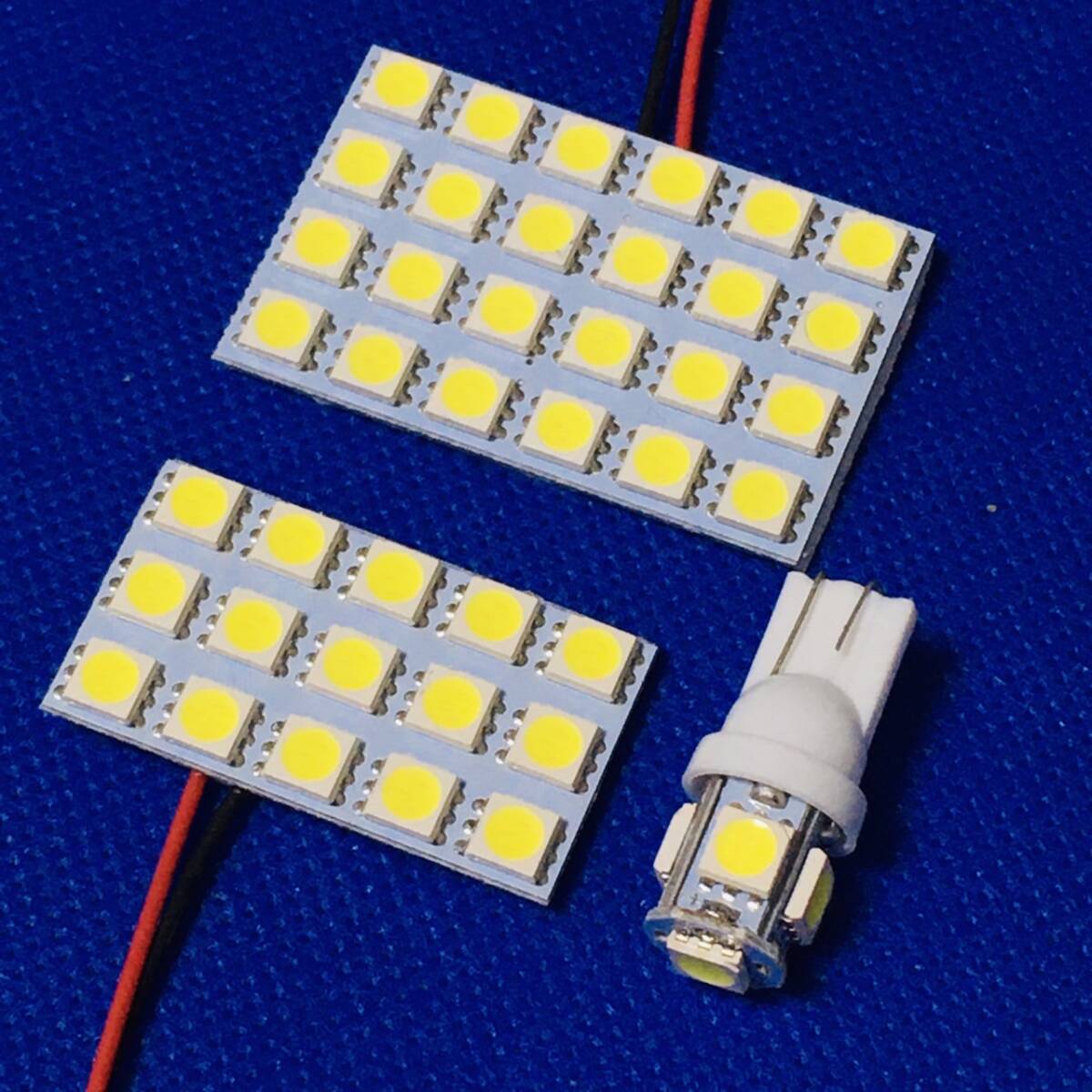 ソリオバンディット ハイブリッド MA36S MA46S 超爆光 LED ルームランプ 基板 パネル パーツ ライト 室内灯 車検対応 ホワイト 純白拍卖