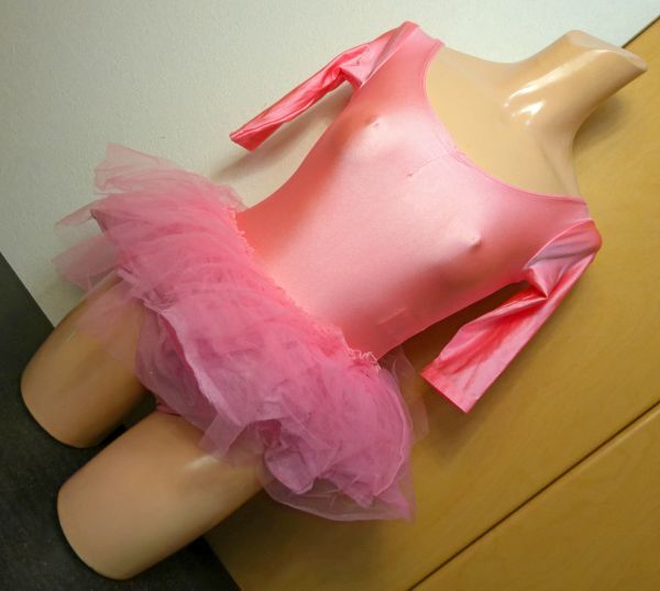 中古品☆スカート付き子供用ツルツルレオタード120サイズ前後 水着&レオタード3着まで同梱可 出品商品10点落札送料無料拍卖