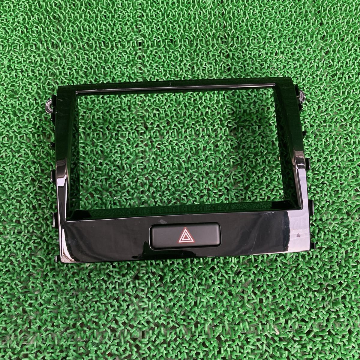 パレット (Suzuki / スズキ) MK21S 純正 ナビパネル -(FMK21S-FR709-ZJ3-08)拍卖