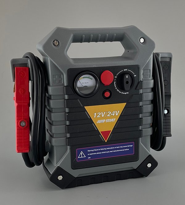 ジャンプスターター 12/24V ブースターパック エンジンスターター 10137拍卖