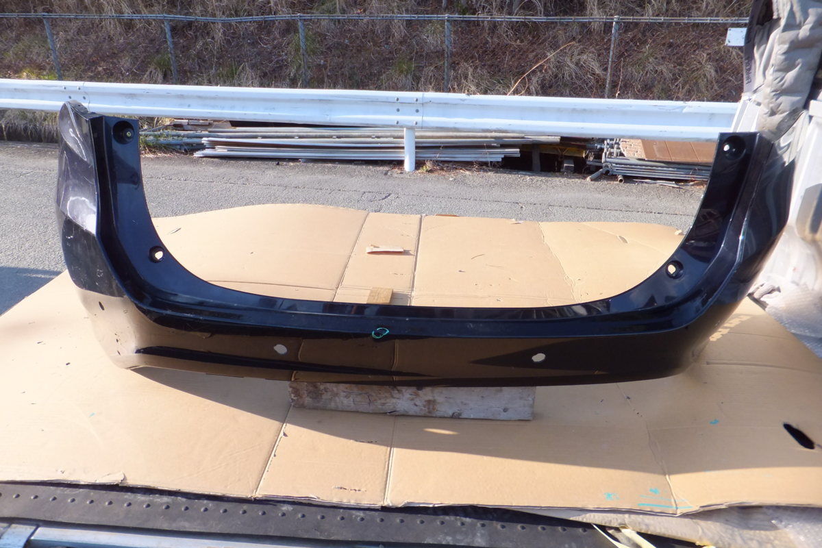 トヨタ ハリアー ZSU60W 純正 リアバンパー 52159-48120 黒 TBP667拍卖