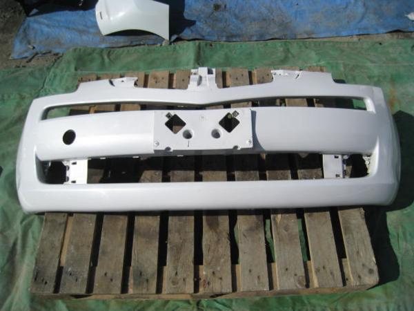 トヨタ RACTIS ラクティス NCP100 フロントバンパー 52119-52480 白 TBP024拍卖