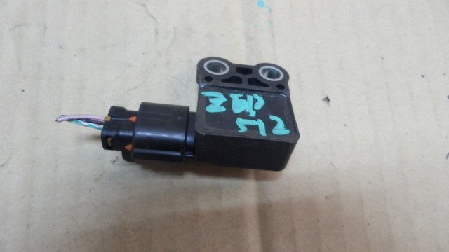 ダイハツ タント L350S エアバッグ センサー 89441-B2010 ZEP512拍卖