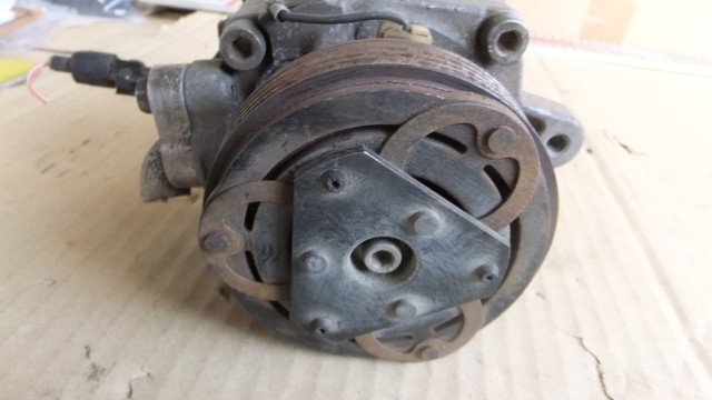 マツダ スクラム DG64V エアコン コンプレッサー 冷媒圧縮機 95201-58J11 ZEP519拍卖