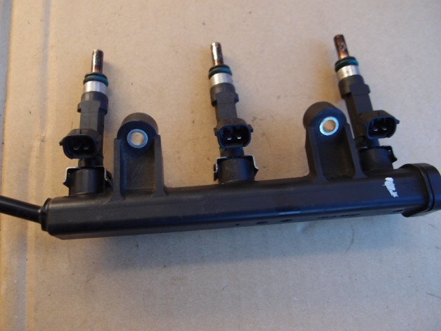 ☆ スズキ SPACIA スペーシア MK53S R06A インジェクター 燃料噴射装置 ZEP832拍卖