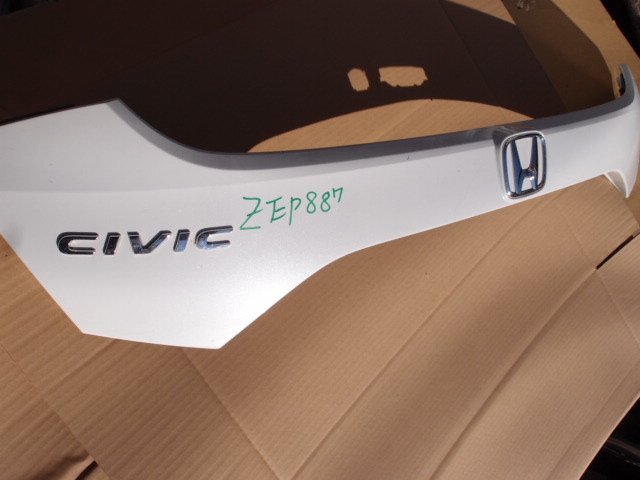 ☆ ホンダ CIVIC シビック セダン FC1 リア パネル リア ガーニッシュ 748900- 白 ZEP887拍卖