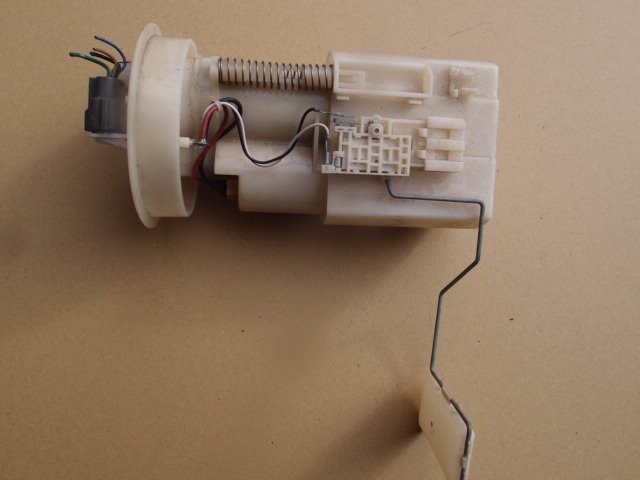 ☆ 日産 NOTE ノート E11 燃料ポンプ ネンポン 17040 ED00A ZEP883拍卖