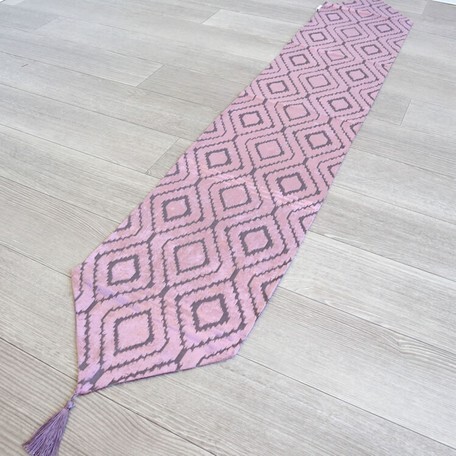 輸入雑貨 テーブルランナー テーブルセンター モダン パープル ピンク リビングスタジオ 直輸入 紫 タッセル テーブルクロス 1701WUJ006拍卖