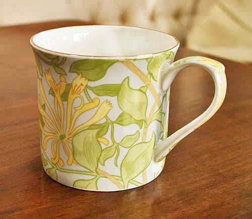 輸入雑貨 マグカップ ウィリアムモリス William Morris ハニーサックル クリエイティブトップス V&A博物館 ボーンチャイナ 英国 5130529拍卖