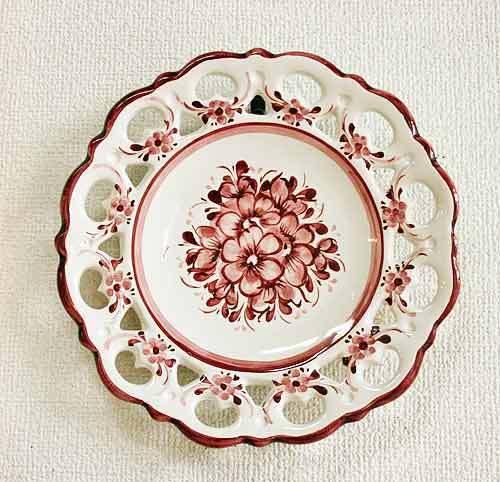 ポルトガル製 輸入雑貨 絵皿 壁飾り 陶器 ピンク リビングスタジオ 直輸入 クラシック ロココ バロック アルコバサ 手描き 姫系 PFA-477P拍卖