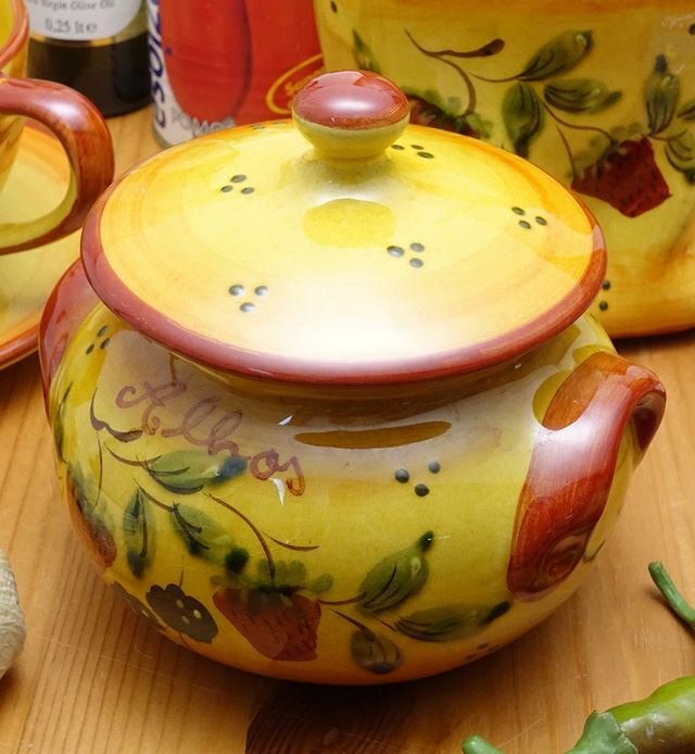 ポルトガル製 輸入雑貨 ガーリックポット イチゴ リビングスタジオ 直輸入 キャニスター 小物入れ 黄色 ストロベリー PFA-43A-FS拍卖