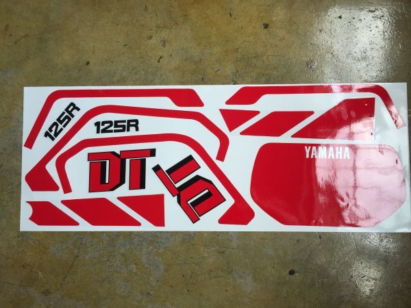 ヤマハ DT125RR ステッカー デカール 赤 yamaha sticker vela_parts 0296拍卖