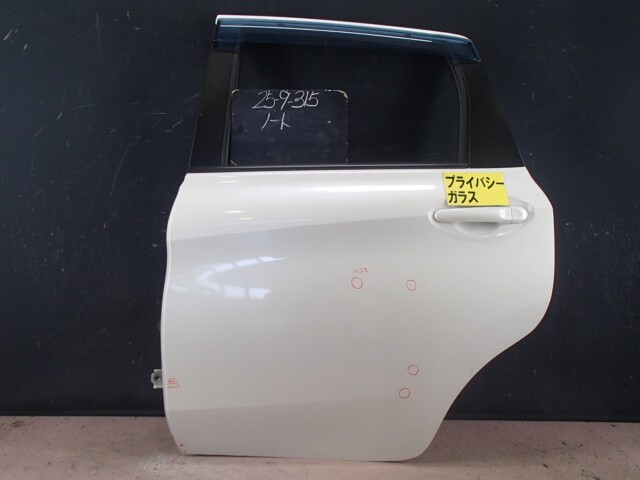 ノート  E12 リヤ左ドア  QAB H210A-3VAMA拍卖